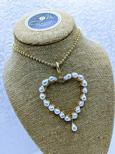 Load image into Gallery viewer, Pearl heart pendant with 36&quot; gold vermeil 3mm ball chain
